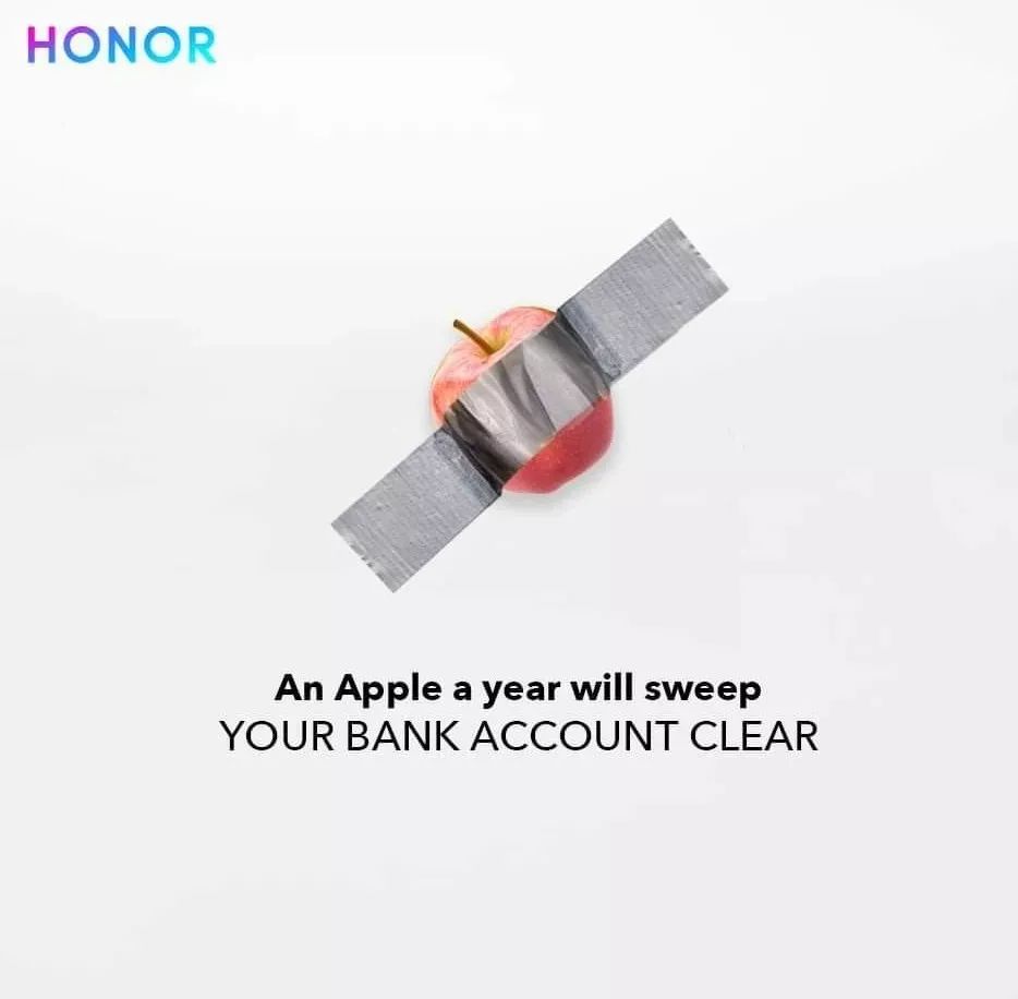 易烊千玺和王俊凯拍视频开盲盒,易烊千玺和王俊凯拆盲盒