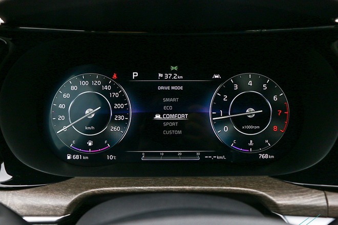 起亚k5凯酷1.5t试驾视频,颜值和品质并存的起亚k5