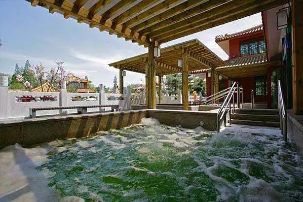 北京温泉攻略一站式,推荐五一值得去的温泉北京