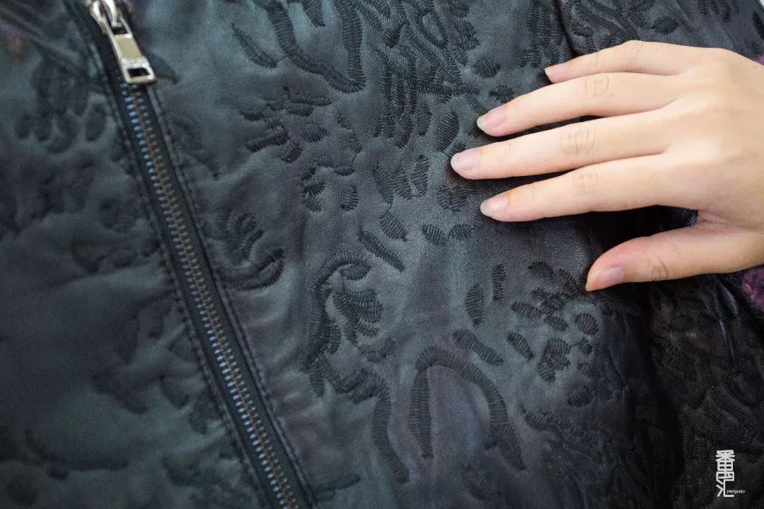 品牌羽绒服工厂99清仓,番禺南村羽绒服厂家清仓