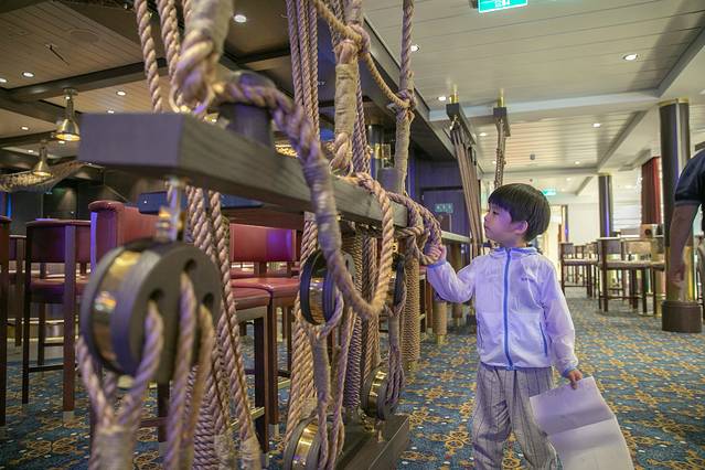 缱绻冬日，一场关于夏日游轮的狂欢礼赞