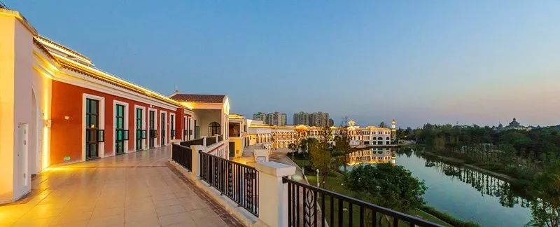 新津奥特莱斯通10号地铁吗,新津奥特莱斯购物公园开业