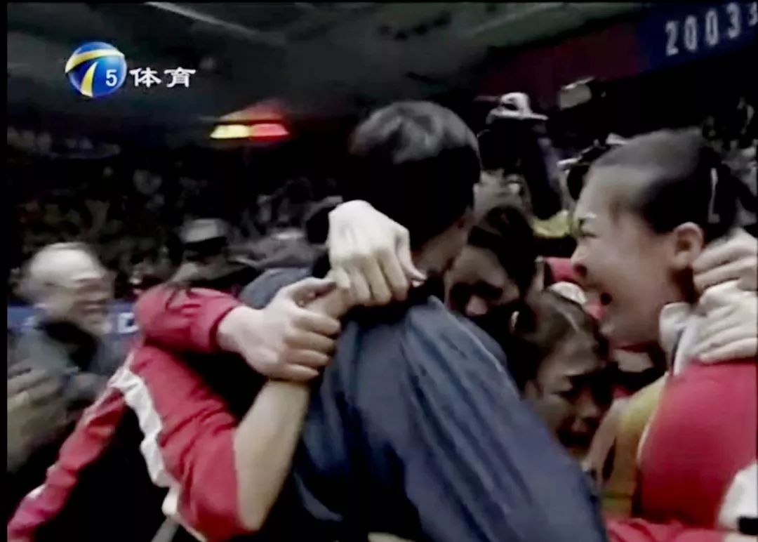 女排遭遇天津女排的时刻,天津女排垫脚事件