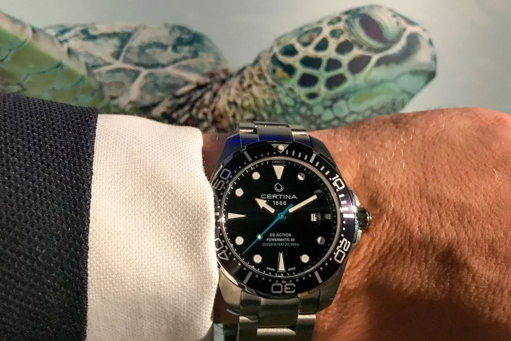 传统、颜值、价值，成就瑞表黑马股，雪铁纳神器——DS、大日历、长动力、防磁