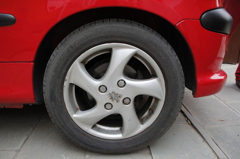 5万公里精品标致206,标致2061.4手动9万公里