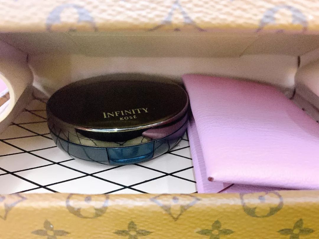 包越买越小，能放下哪个气垫？