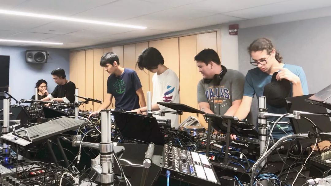 名利双收二十载的Tiësto现多了一名中国“徒弟”？