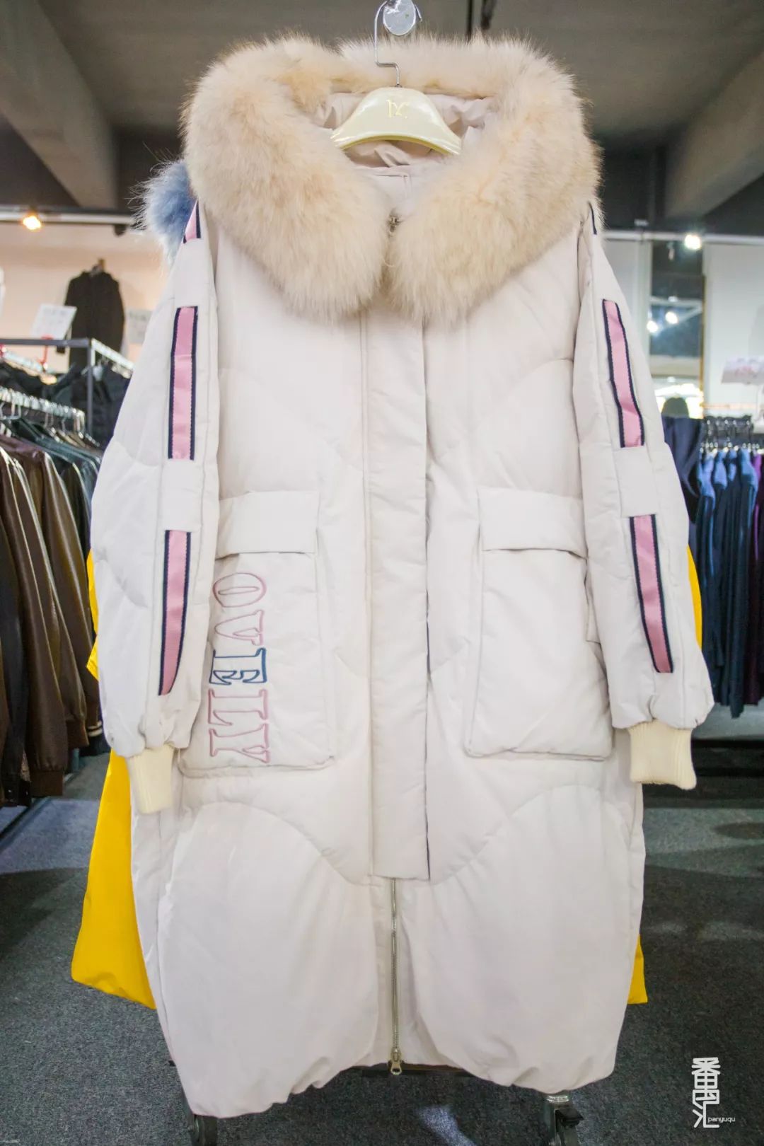 南村特卖,番禺南村服装厂清仓