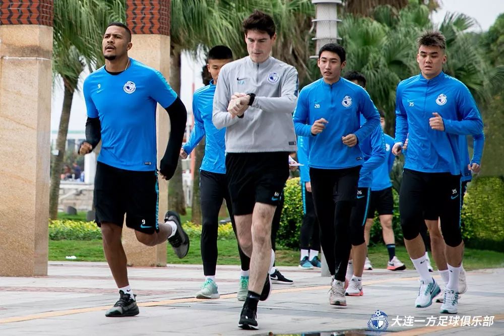 蓝队训练,蓝队参加集训