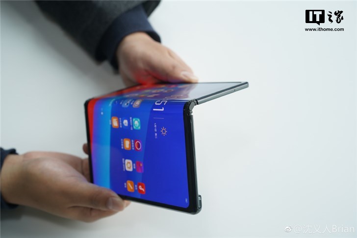 华为折叠屏三星2021开箱,华为折叠屏手机每年什么时候出