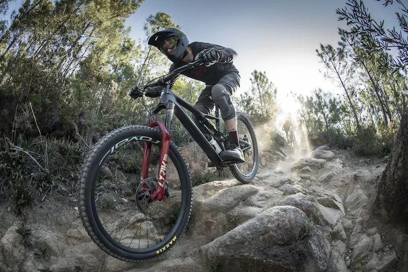 山地车升级前叉,入门级山地车如何升级前叉