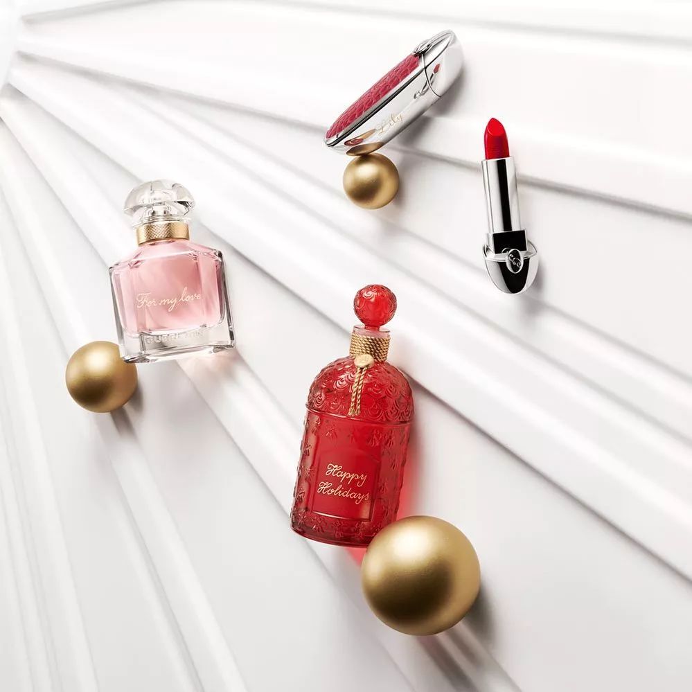 情侣送礼物送什么比较好,情侣必送东西有哪些