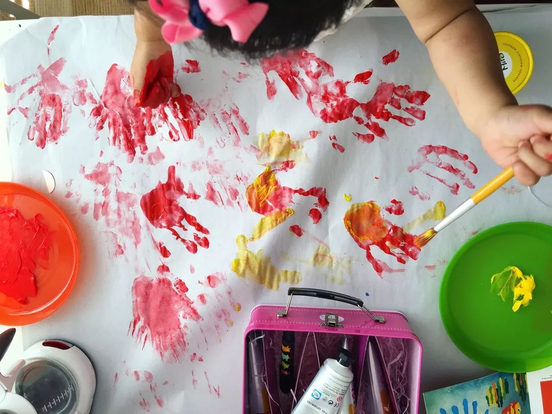 小朋友玩什么小游戏不花钱,童年的小游戏并且能赚钱