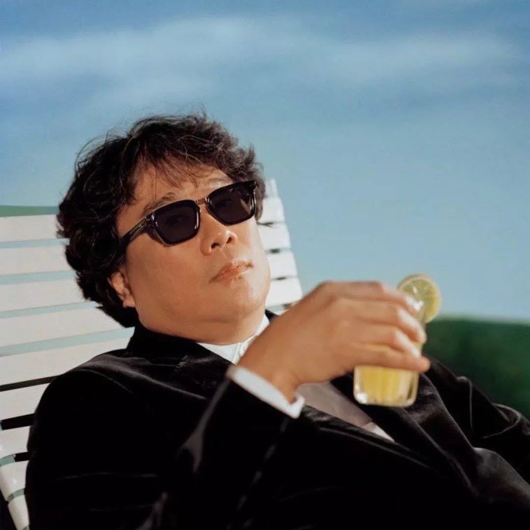 遇到诈骗电话是挂掉还是放任不管,接到诈骗电话就敲锅