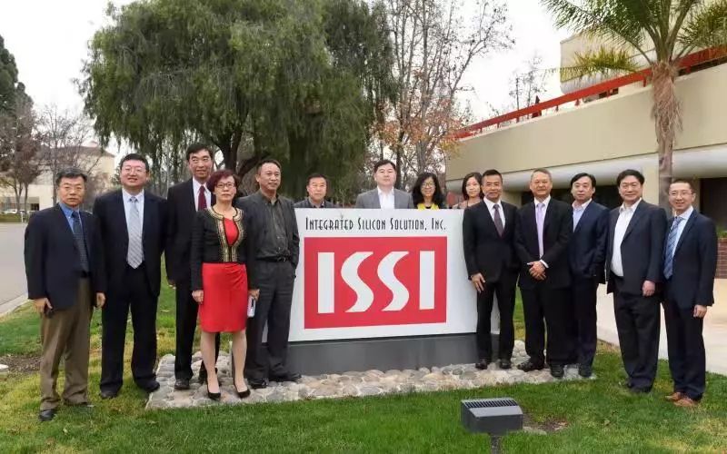 瀛樺偍琛屼笟鏁欑▼,瀛樺偍琛屼笟骞冲彴