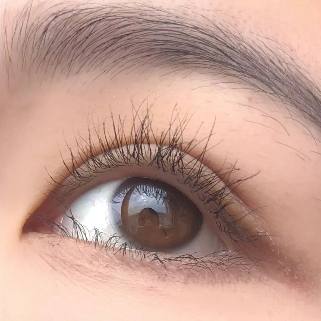 适合混油皮肤的全套大牌彩妆,必买的几款彩妆