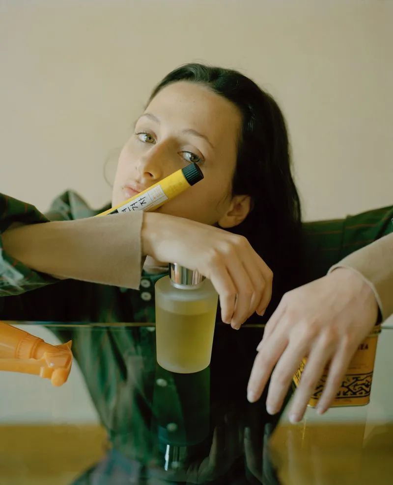 日常生活中的时尚博主,一个居家上班的博主