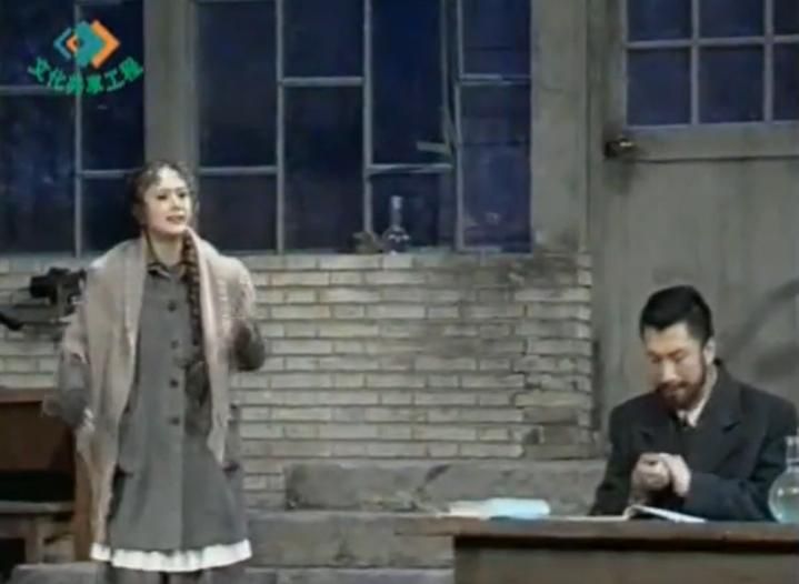 数次离婚堕胎，中年成女德讲师，《安家》里的“坑妈”才是原生家庭的受害者