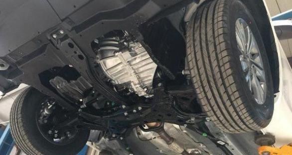 吉利远景x1是前驱还是后驱,远景x1改装成熊猫