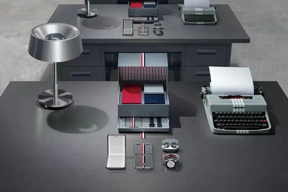 kfc联名鞋子,kfc炸鸡联名