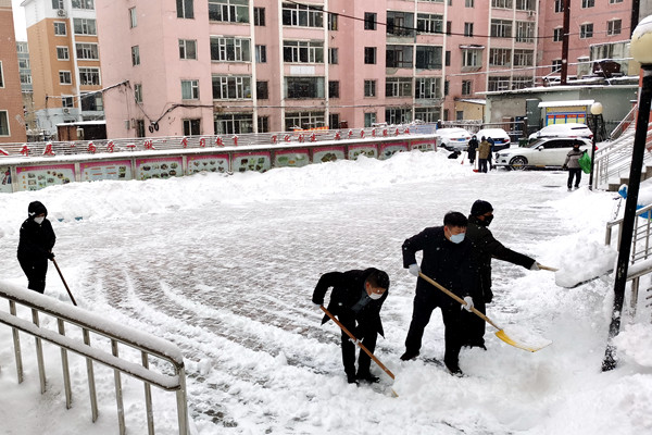 坚守疫情一线的社区干部正能量,延吉市疫情防控上班人员