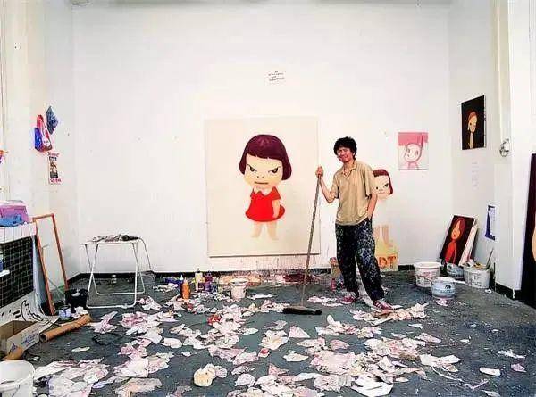 画“古怪小孩”拍出1.9亿天价的帅大叔，超越草间弥生，成日本最贵艺术家