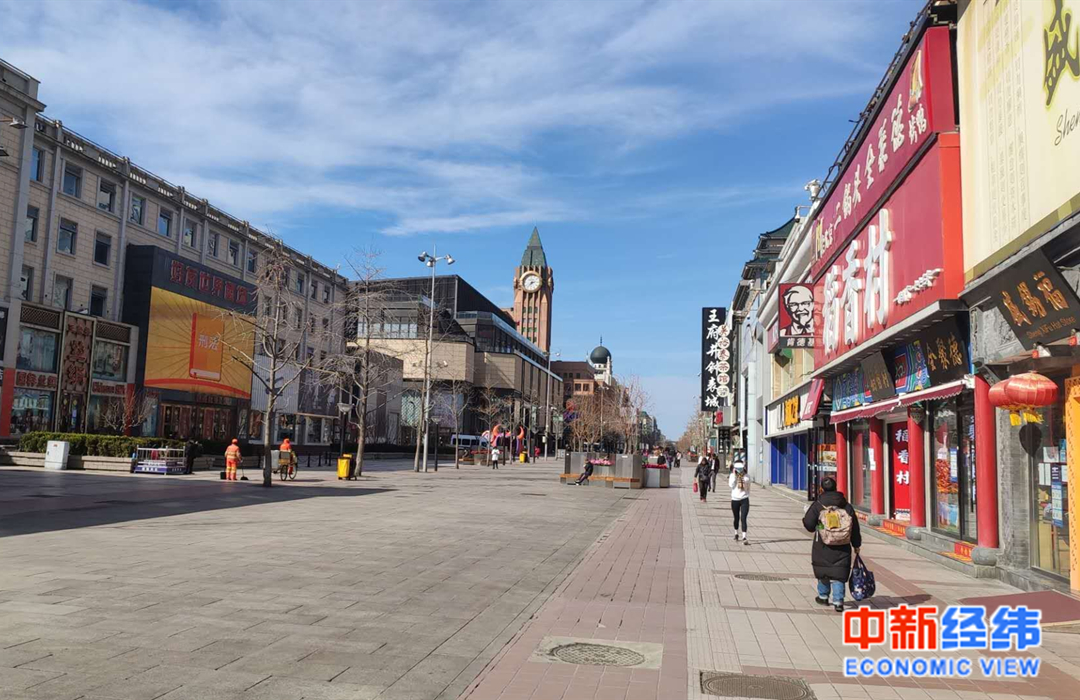 “亲，这个包包2万包邮哦！”疫情下奢侈品电商自救困局，你买账吗？