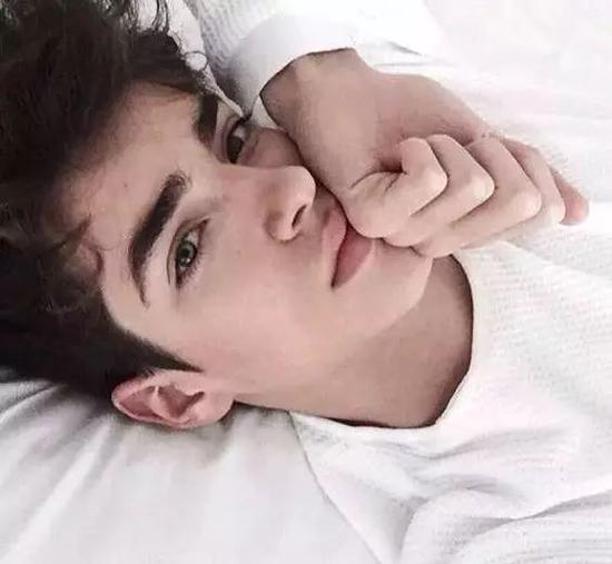 不会修眉毛怎么学,自己修眉毛怎么学