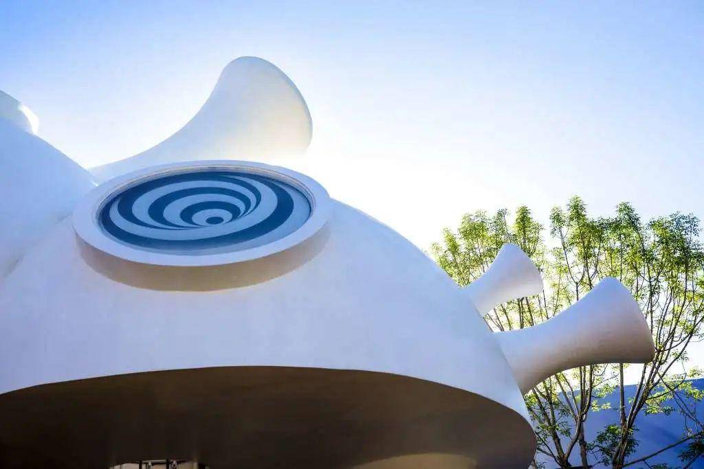 孩童的游乐场是我们回不去的童年,童年中的游乐园