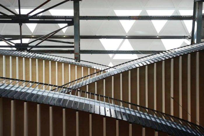 油便宜了反而费油,油便宜了却不耐烧了