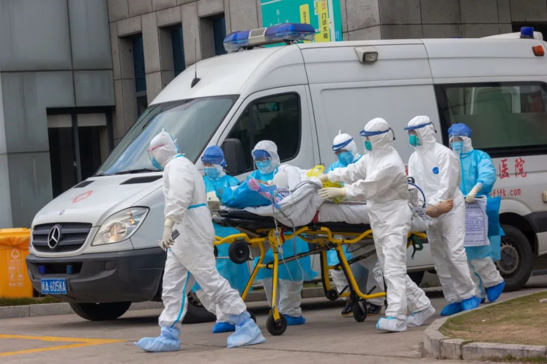 战疫致敬默默奉献的人,战疫有我致敬每一位逆行的英雄