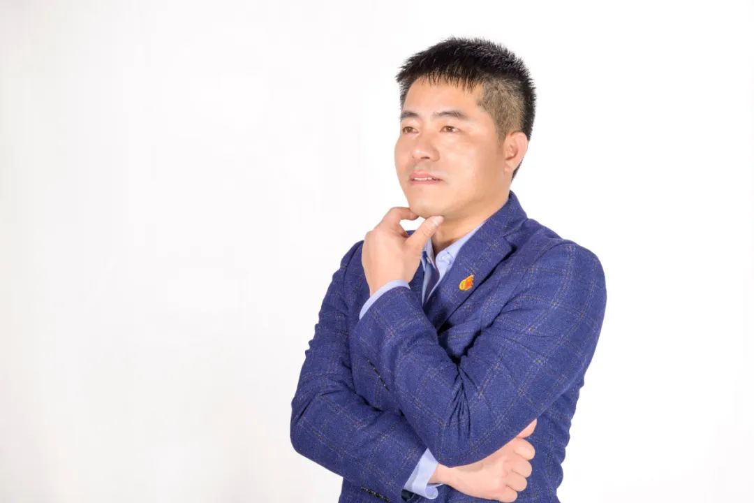 战疫致敬默默奉献的人,战疫有我致敬每一位逆行的英雄