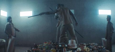 吃人肉的“*片禁**”,拍出了最讽刺的阶级真相