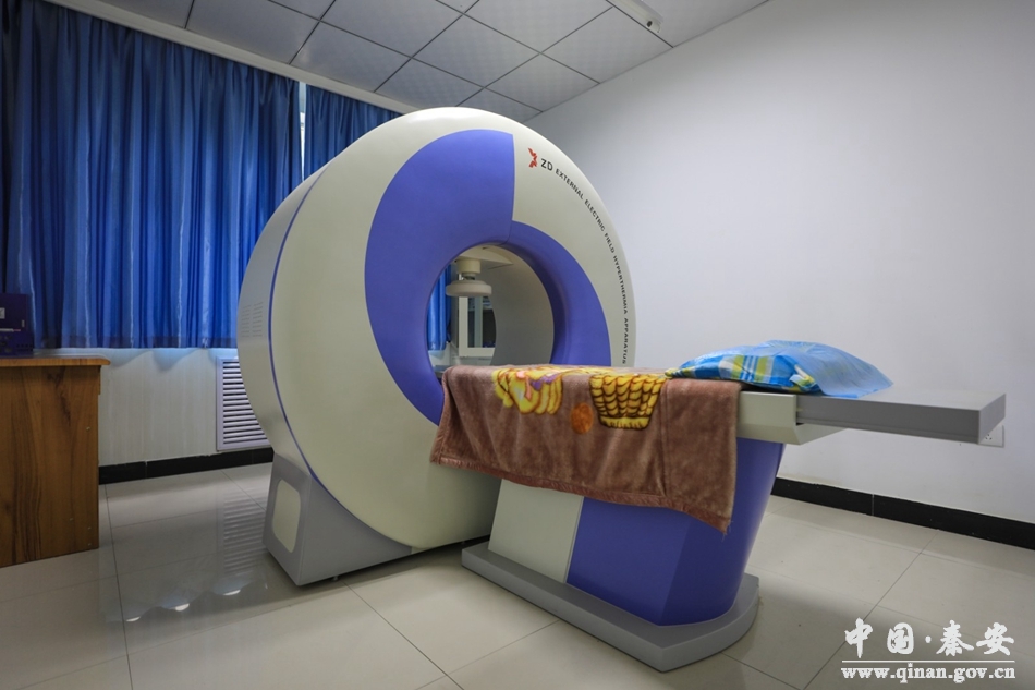 靳国荣：创办民营医院提升就医体验