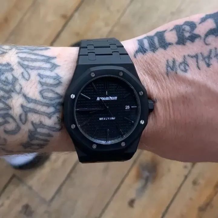 TS、Billie等人背后的高级定制珠宝商们