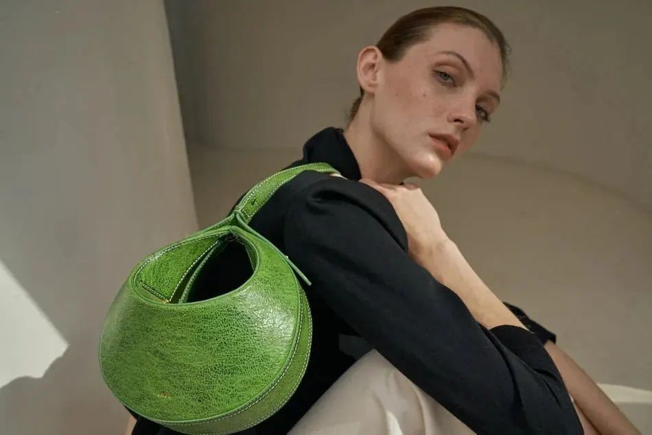 比较实惠的设计师品牌包包,设计师品牌的包包推荐