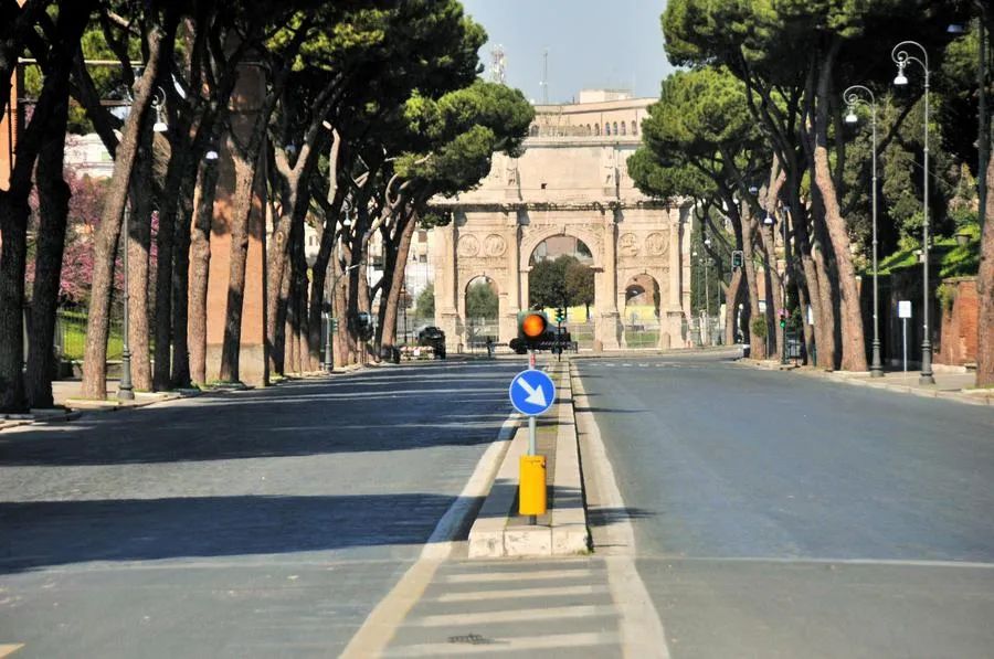 意大利人的愿望清单：孤独900:1足球