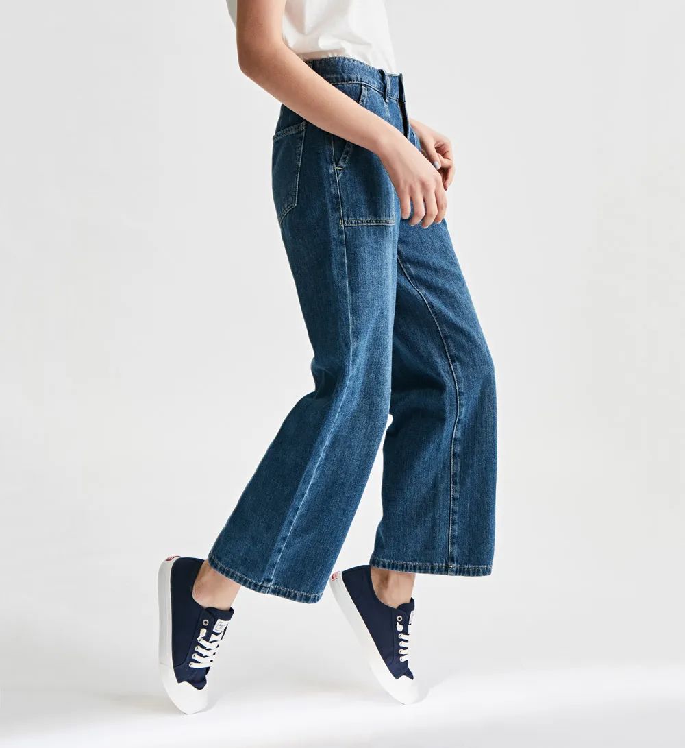 英国的小白鞋,帆布不系鞋带小白鞋