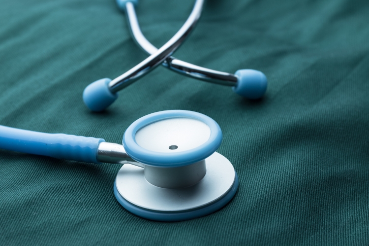 市民开脂肪瘤切除术，结果取出10厘米长活虫……你已不经意吃了生肉，知道吗