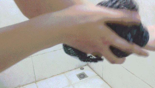 无痛搓泥|日系变态搓澡巾！轻轻搓一搓，泥条劈里啪啦的掉