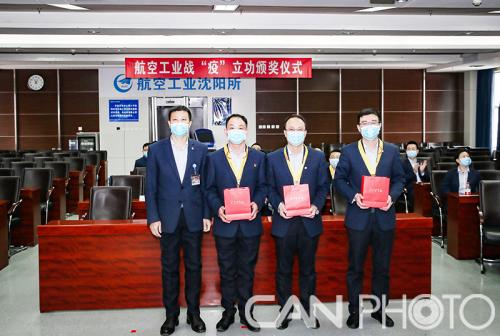 感动中国致敬航天人,致敬航天英雄感动中国