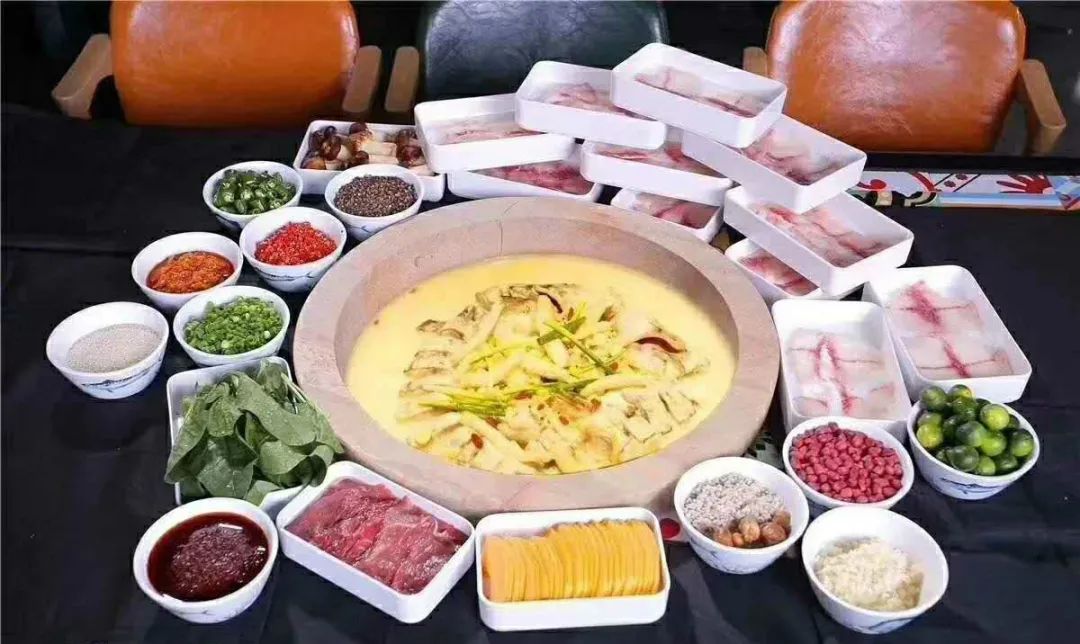 138元就能吃到蒸汽石锅鱼套餐,抚小鲜蒸汽石锅鱼团购套餐