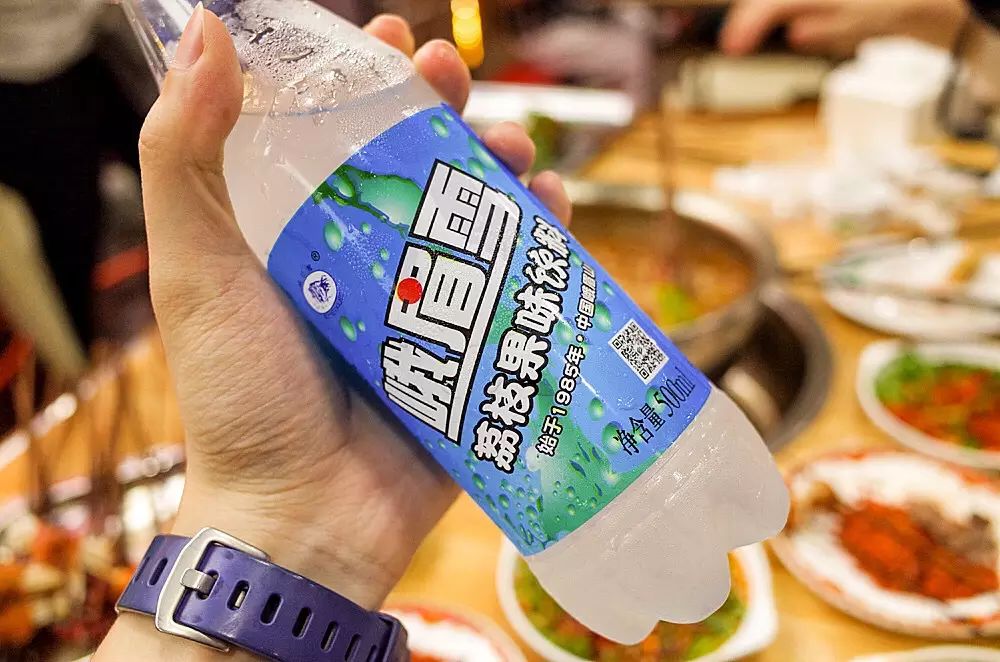 是我长大了，还是这些童年饮料不好喝了？15省家乡饮料报告