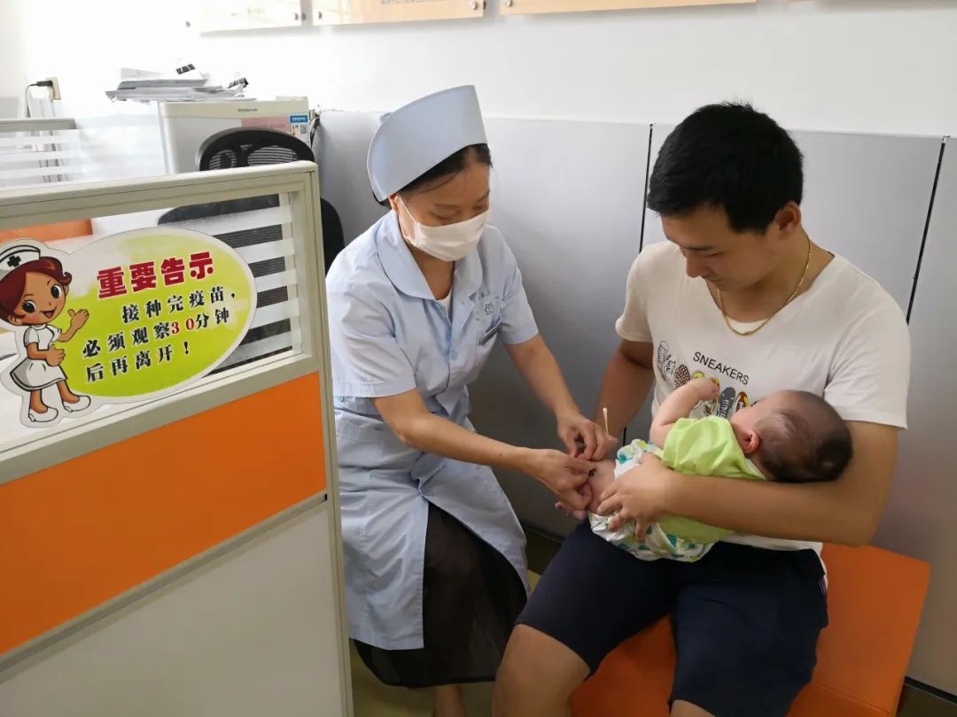 儿童接种脊灰灭活后需要注意什么,南京脊灰疫苗怎么接种共打几针