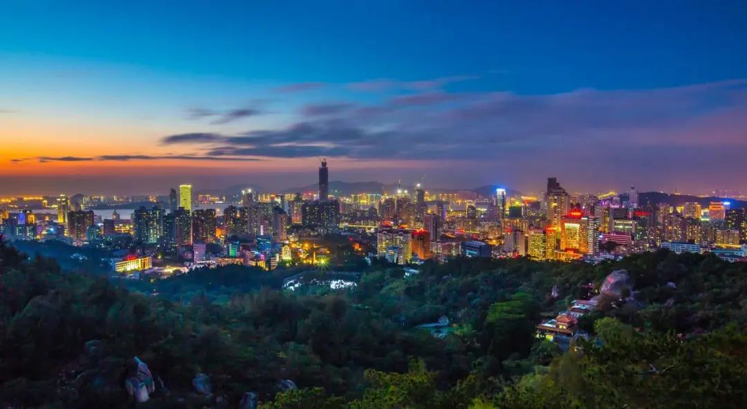 厦门夜游攻略,厦门旅游必去十大景点夜景推荐