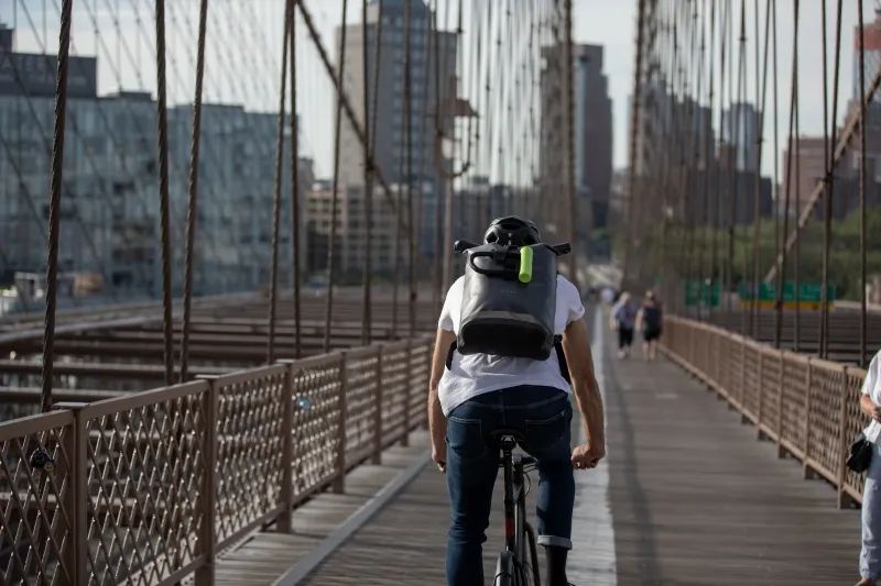 迪卡侬129元通勤鞋,迪卡侬1000预算搞定登山装备