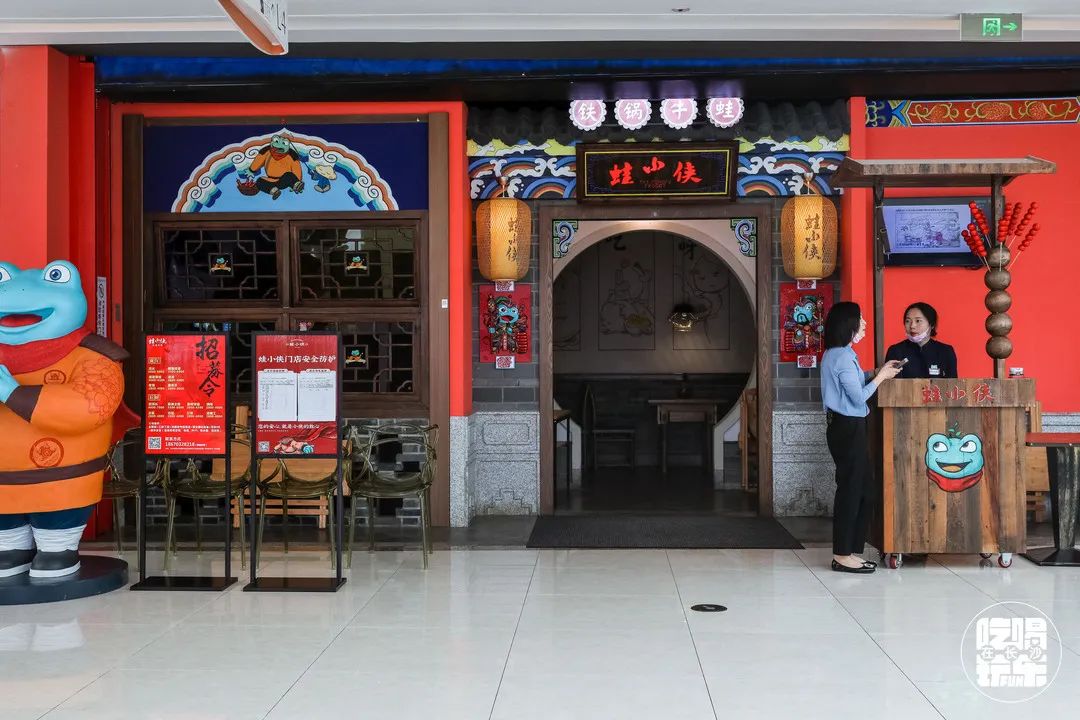 随便搞搞就是1折，消费51元就可抽雅诗兰黛套装，怕就只有吾悦能行了吧