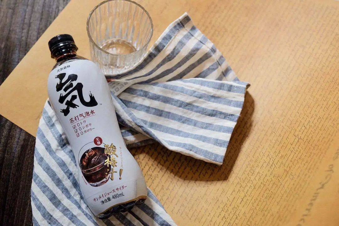 去便利店买吃的回来吃,去便利店买个东西