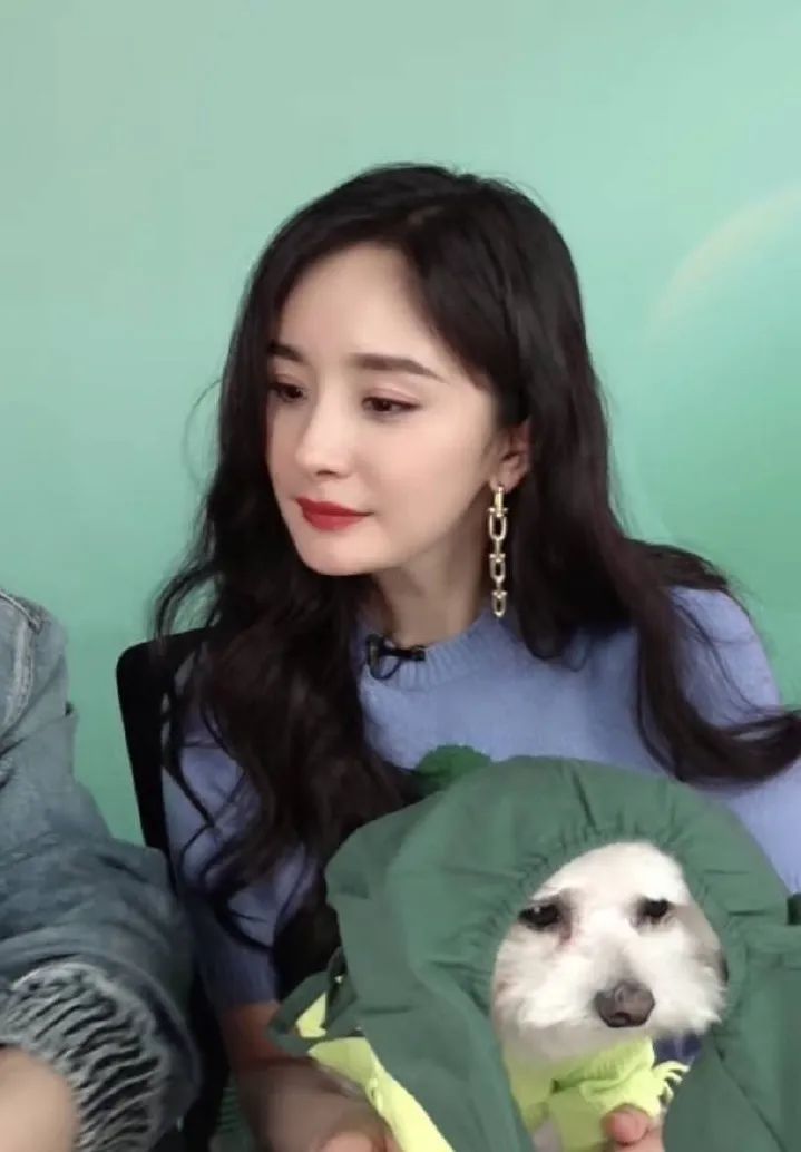 美人计|杨幂吃播了一个小时，口红都没掉色