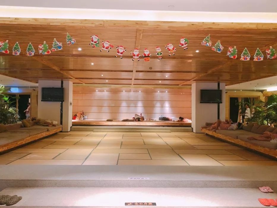 沈阳温泉洗浴团购推荐,沈阳市于洪区深蓝浴舍温泉洗浴